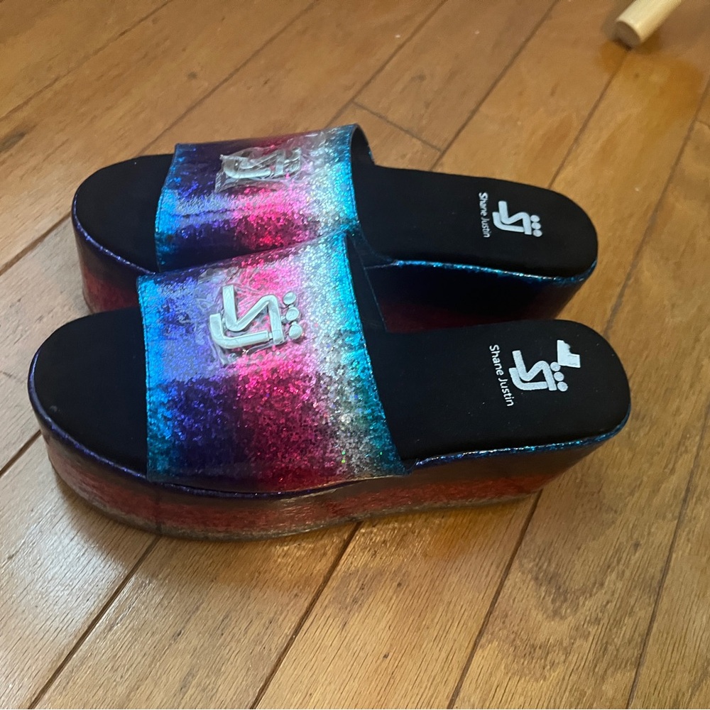 Shane Justin Cotton Candy Rainbow Burst Platform Sandals Slides Sz 39 US 8.5 NEW